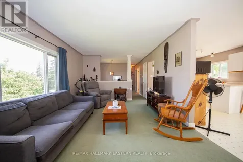 945 Highland Road Selwyn ON K0L 1H0
