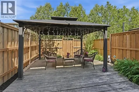 2001 Atkinson Drive Burlington ON L7M 4H7