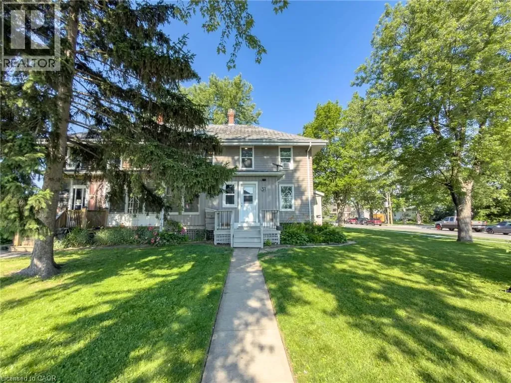 51 Plymouth Road Welland ON L3B 3C5