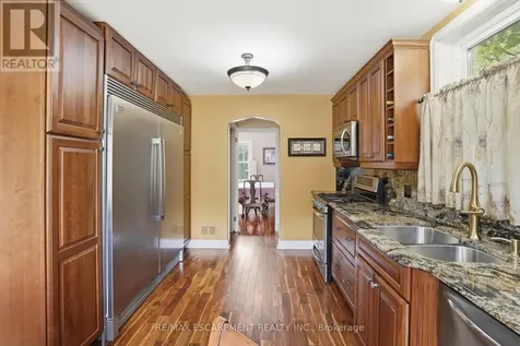 950 North Shore Boulevard West Burlington (bayview) ON L7T 1B1