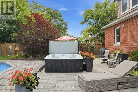950 North Shore Boulevard West Burlington (bayview) ON L7T 1B1