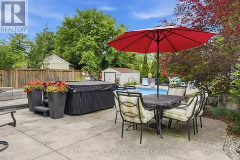 950 North Shore Boulevard West Burlington (bayview) ON L7T 1B1