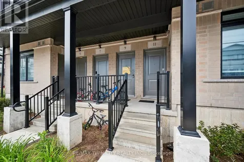 9 Lomond Lane Kitchener ON N2R 0T6