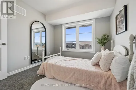 9 Lomond Lane Kitchener ON N2R 0T6