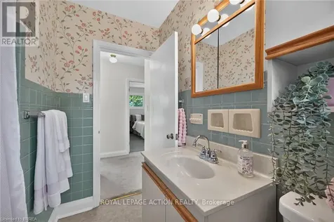 21 Brier Crescent Brantford ON N3R 3M5