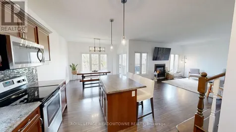 30 Jacklin Court Central Elgin ON N5R 5V1