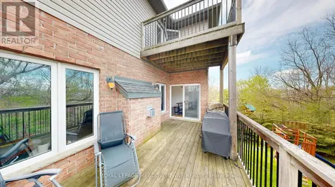 30 Jacklin Court Central Elgin ON N5R 5V1