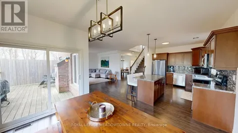 30 Jacklin Court Central Elgin ON N5R 5V1
