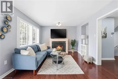 5010 Bunton Crescent Burlington ON L7L 6H2