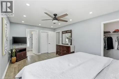 5010 Bunton Crescent Burlington ON L7L 6H2