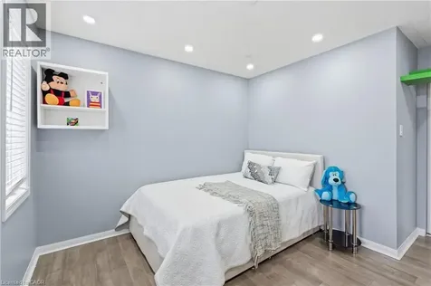 5010 Bunton Crescent Burlington ON L7L 6H2