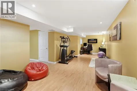 5010 Bunton Crescent Burlington ON L7L 6H2