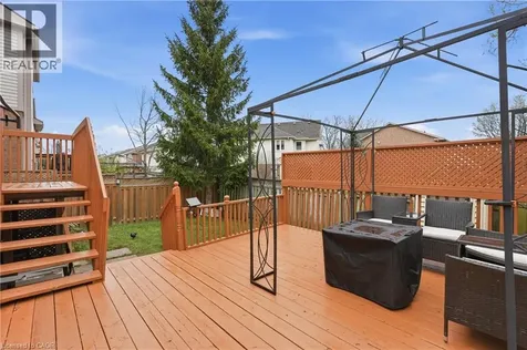 5010 Bunton Crescent Burlington ON L7L 6H2