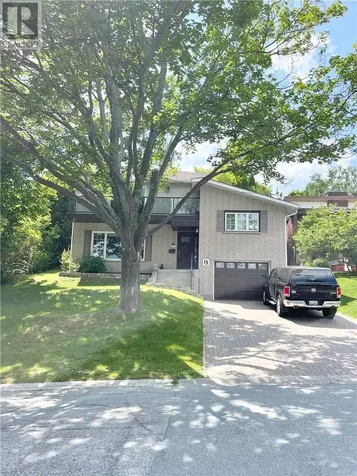 13 Lancaster Drive Sudbury ON P3E 3R5