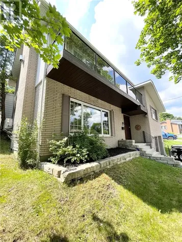 13 Lancaster Drive Sudbury ON P3E 3R5