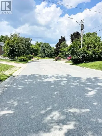 13 Lancaster Drive Sudbury ON P3E 3R5