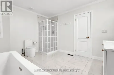 14 Alana Drive Springwater (centre Vespra) ON L9X 0S2