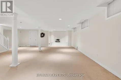 14 Alana Drive Springwater (centre Vespra) ON L9X 0S2