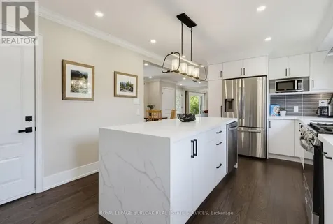 365 Cosburn Crescent Burlington (shoreacres) ON L7L 2W5
