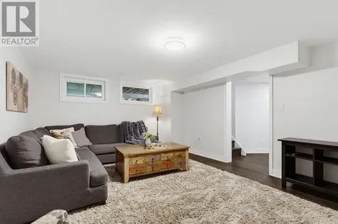 365 Cosburn Crescent Burlington (shoreacres) ON L7L 2W5