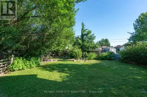 162 Parkside Drive East Centre Wellington (fergus) ON N1M 3E8