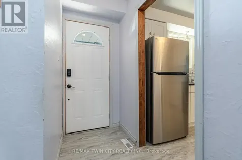 162 Parkside Drive East Centre Wellington (fergus) ON N1M 3E8