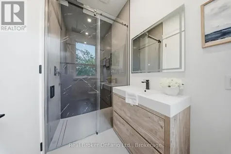 61 Floresta Court Hamilton (ancaster) ON L9G 1R6