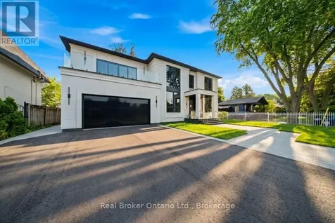 61 Floresta Court Hamilton (ancaster) ON L9G 1R6