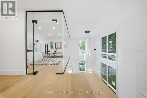 61 Floresta Court Hamilton (ancaster) ON L9G 1R6