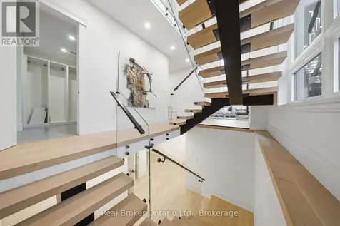 61 Floresta Court Hamilton (ancaster) ON L9G 1R6