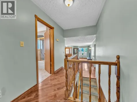 24 Camelot Leamington ON N8H 4V6