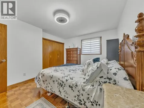 24 Camelot Leamington ON N8H 4V6