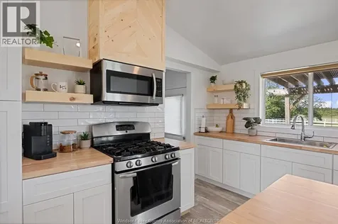 6485 Concession 8 Tecumseh ON N0R 1L0