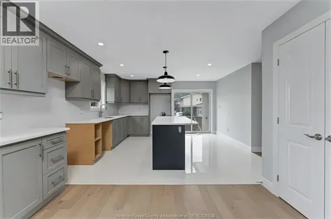 1505 Michigan Avenue Lasalle ON N9J 2G7