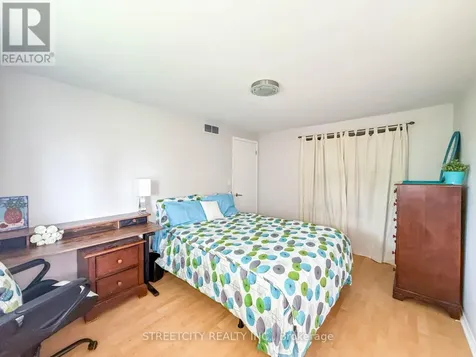 2623 Kaymar Crescent Sarnia ON N0N 1C0