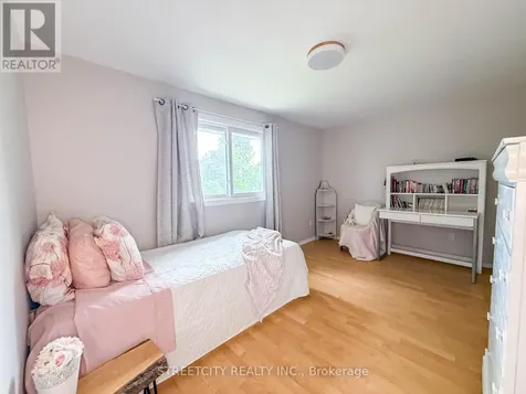 2623 Kaymar Crescent Sarnia ON N0N 1C0