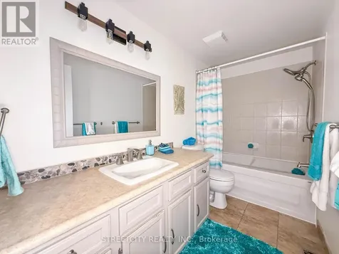 2623 Kaymar Crescent Sarnia ON N0N 1C0