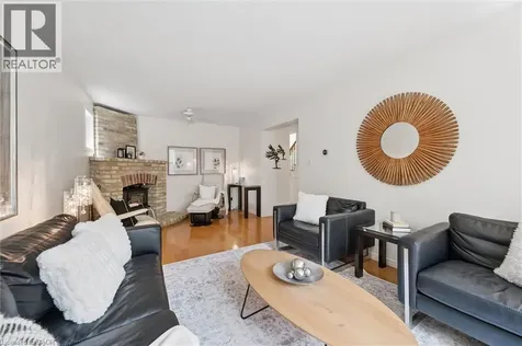 16 Manitoulin Crescent Kitchener ON N2A 3J4