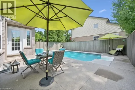 16 Manitoulin Crescent Kitchener ON N2A 3J4