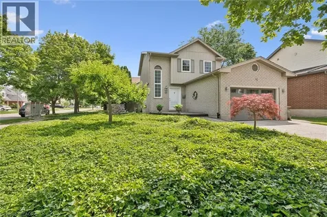 16 Manitoulin Crescent Kitchener ON N2A 3J4