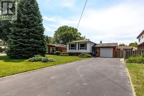 409 Mohawk Road West Hamilton ON L9C 1W5