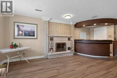409 Mohawk Road West Hamilton ON L9C 1W5