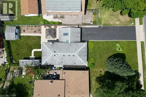409 Mohawk Road West Hamilton ON L9C 1W5