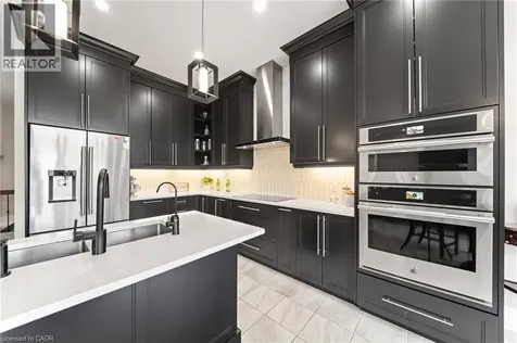 130 Pondcliffe Drive Kitchener ON N2R 0M4