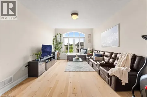 130 Pondcliffe Drive Kitchener ON N2R 0M4
