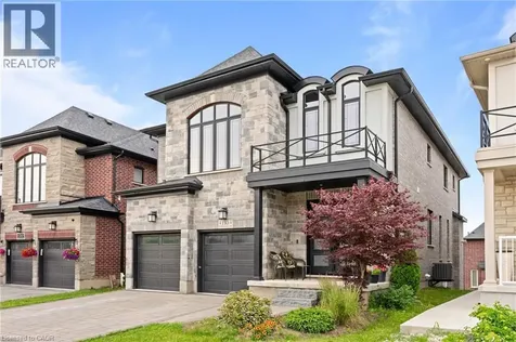 130 Pondcliffe Drive Kitchener ON N2R 0M4