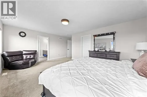130 Pondcliffe Drive Kitchener ON N2R 0M4