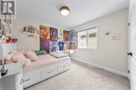 130 Pondcliffe Drive Kitchener ON N2R 0M4