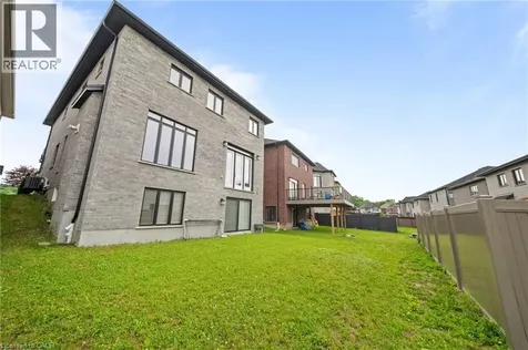 130 Pondcliffe Drive Kitchener ON N2R 0M4
