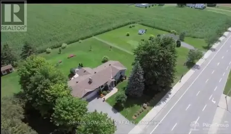 2241 Trim Road Ottawa ON K4A 3R2